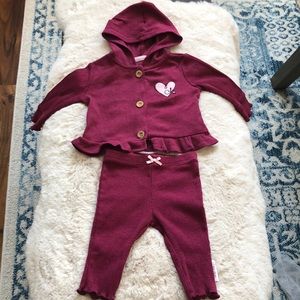 Calvin Klein 2 piece set 0-3mos